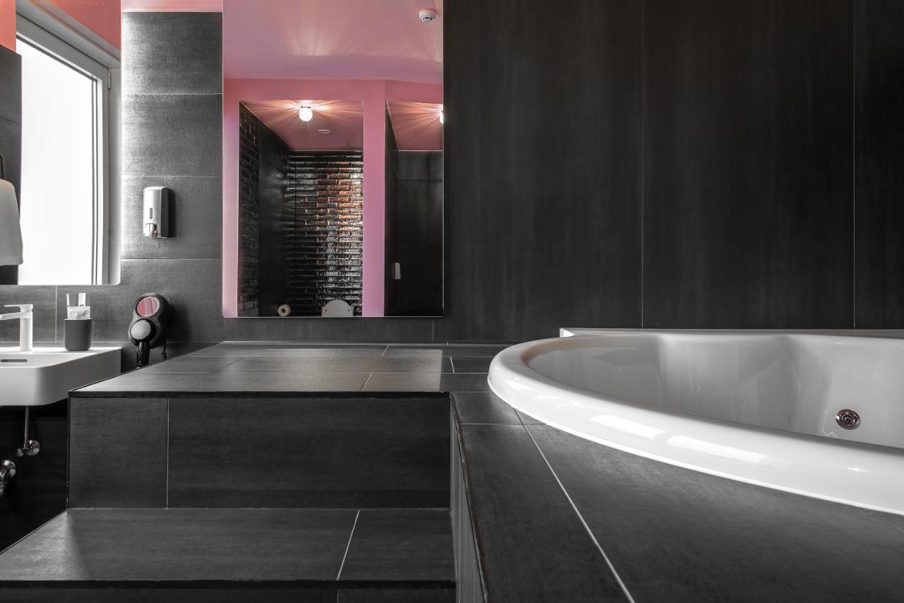 Apartamento Sky Deep Jacuzzi 30 Floor Klaipėda Exterior foto