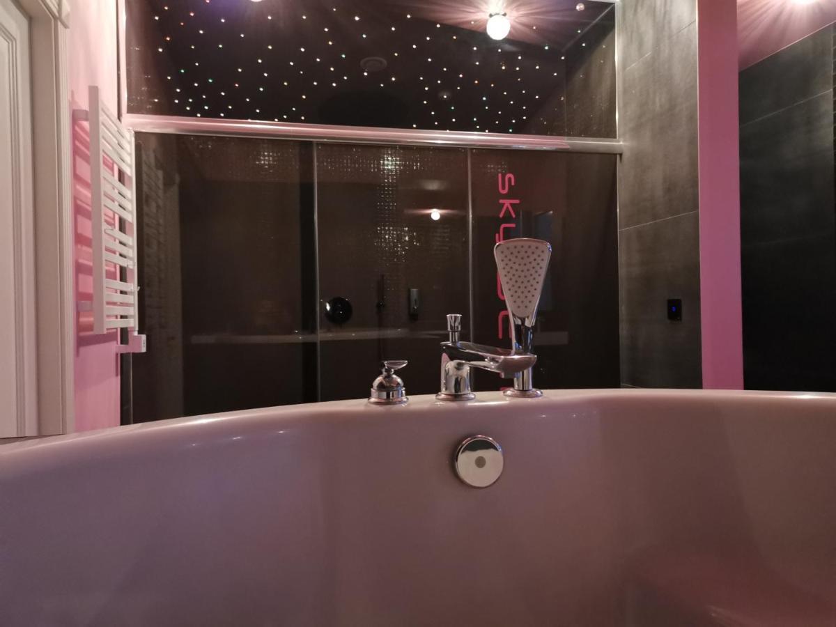 Apartamento Sky Deep Jacuzzi 30 Floor Klaipėda Exterior foto